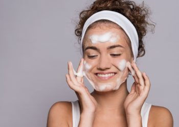 Sabonete Antisséptico para tratar a pele oleosa